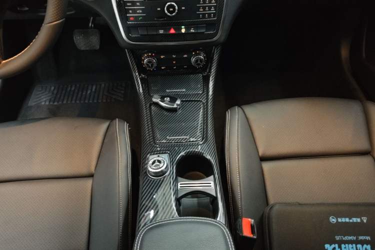 Used Mercedes-Benz GLA 2016 GLA 200 Sport Edition Gear Lever