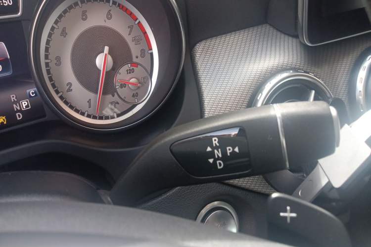 Used Mercedes-Benz GLA 2016 GLA 200 Fashion Model Gear Lever