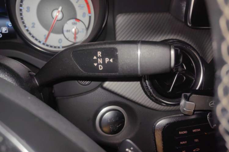 Used Mercedes-Benz GLA 2016 GLA 200 Sport Edition Gear Lever