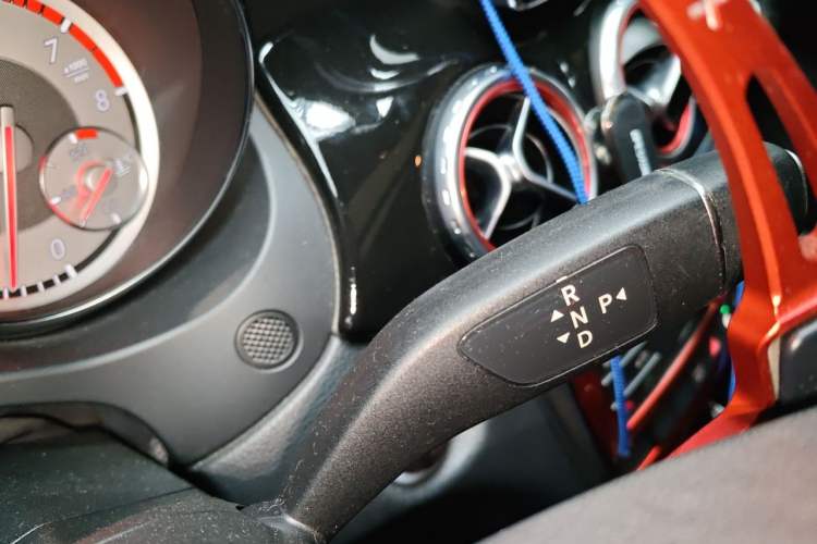Used Mercedes-Benz GLA 2016 GLA 200 Sport Edition Gear Lever