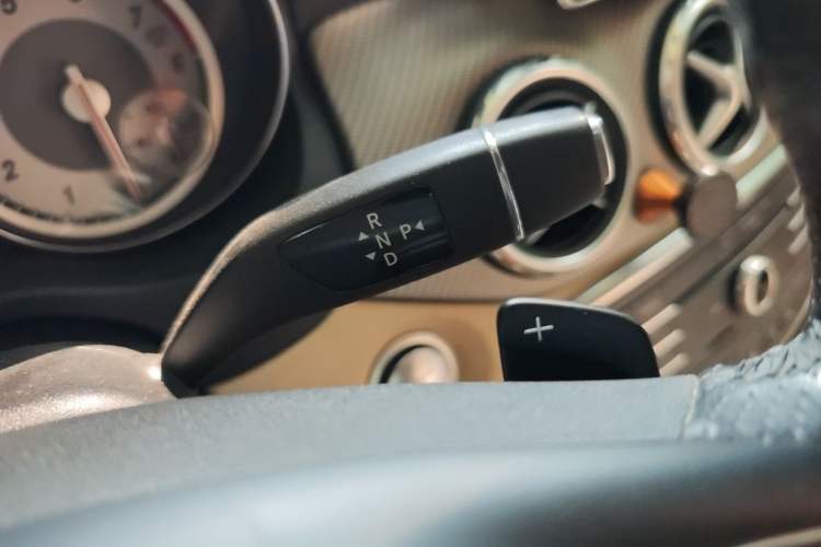 Used Mercedes-Benz GLA 2016 GLA 200 Sport Edition Gear Lever