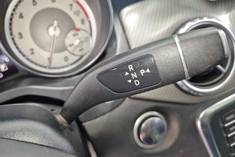Used Mercedes-Benz GLA 2016 GLA 200 Sport Edition Gear Lever