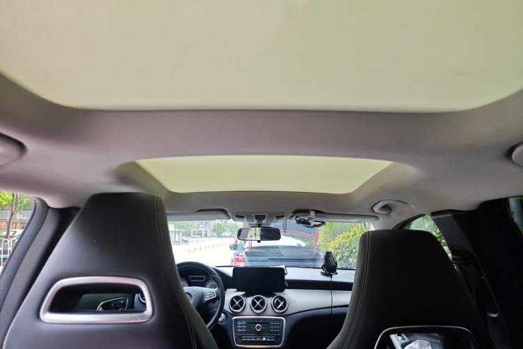 Used Mercedes-Benz GLA 2016 GLA 200 Sport Edition Headliner