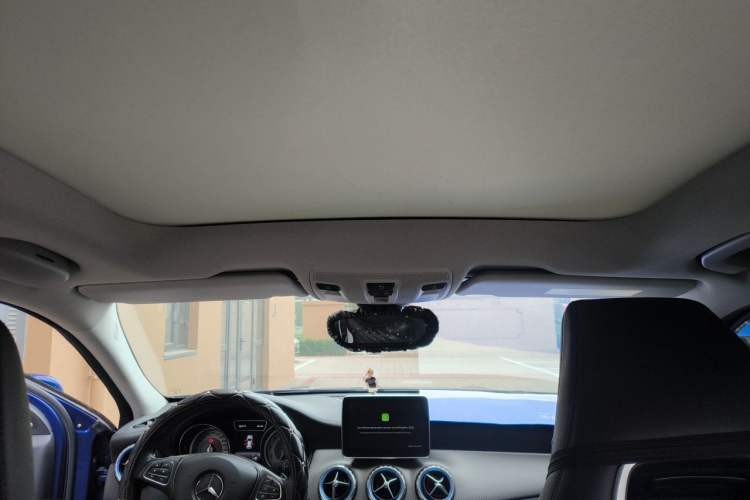 Used Mercedes-Benz GLA 2016 GLA 200 Blue Edition Headliner