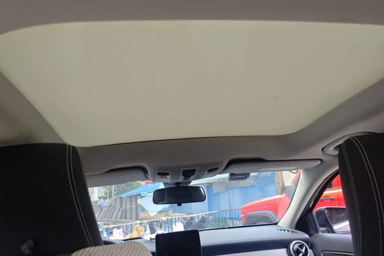 Used Mercedes-Benz GLA 2016 GLA 200 Fashion Model Headliner