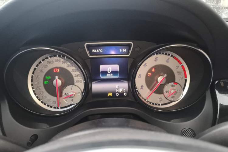 Used Mercedes-Benz GLA 2016 GLA 200 Fashion Model Instrument Cluster