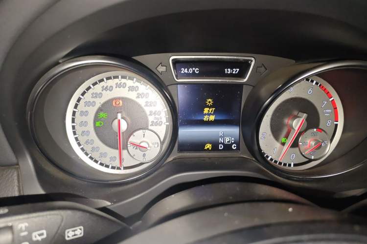 Used Mercedes-Benz GLA 2016 GLA 200 Fashion Model Instrument Cluster
