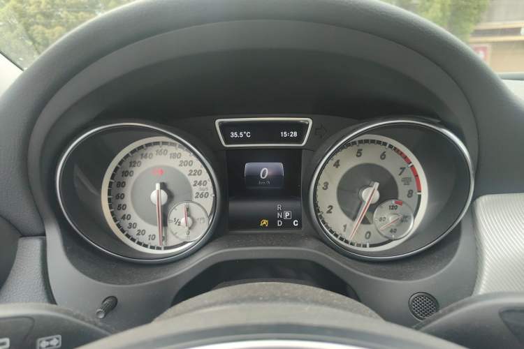 Used Mercedes-Benz GLA 2016 GLA 220 4MATIC Fashion Edition Instrument Cluster