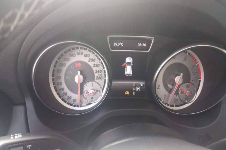 Used Mercedes-Benz GLA 2016 GLA 200 Fashion Model Instrument Cluster