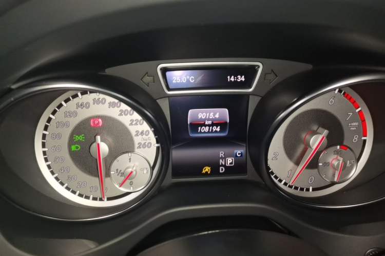 Used Mercedes-Benz GLA 2016 GLA 200 Sport Edition Instrument Cluster