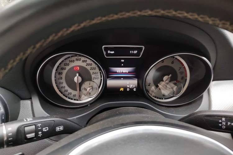 Used Mercedes-Benz GLA 2016 GLA 200 Fashion Model Instrument Cluster