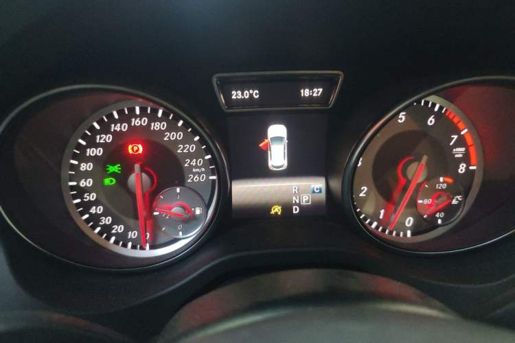 Used Mercedes-Benz GLA 2016 GLA 200 Sport Edition Instrument Cluster