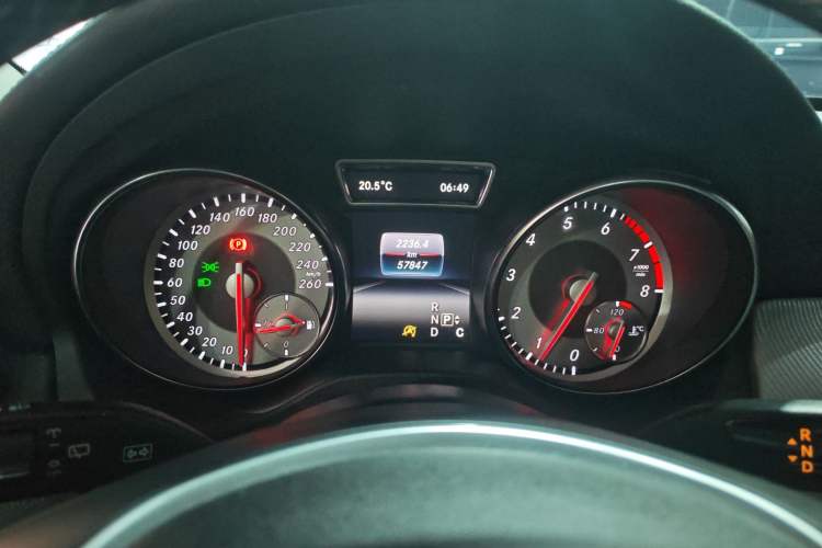 Used Mercedes-Benz GLA 2016 GLA 220 4MATIC Fashion Edition Instrument Cluster