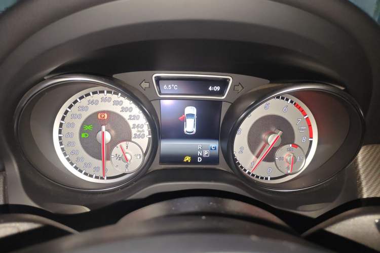 Used Mercedes-Benz GLA 2016 GLA 200 Sport Edition Instrument Cluster