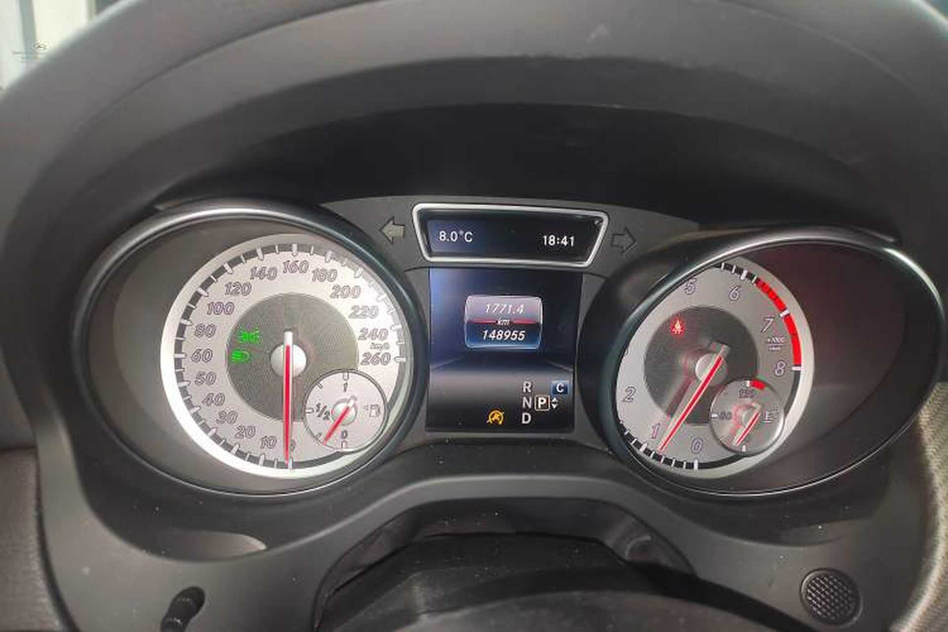 Used Mercedes-Benz GLA 2016 GLA 220 4MATIC Fashion Edition Instrument Cluster