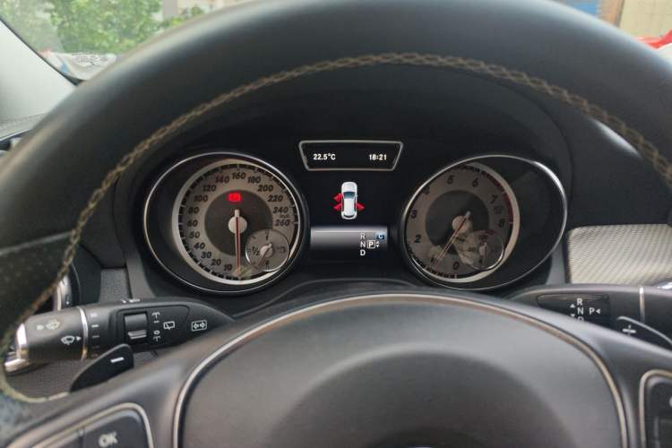 Used Mercedes-Benz GLA 2016 GLA 200 Fashion Model Instrument Cluster