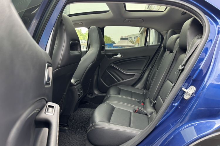 Used Mercedes-Benz GLA 2016 GLA 200 Fashion Model Interior 4