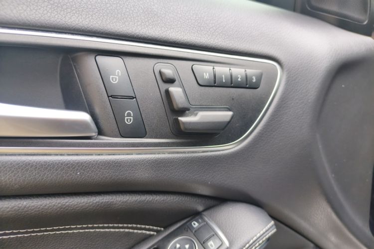 Used Mercedes-Benz GLA 2016 GLA 200 Fashion Model Interior 9
