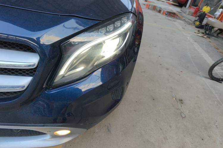 Used Mercedes-Benz GLA 2016 GLA 220 4MATIC Fashion Edition Left Front Headlight