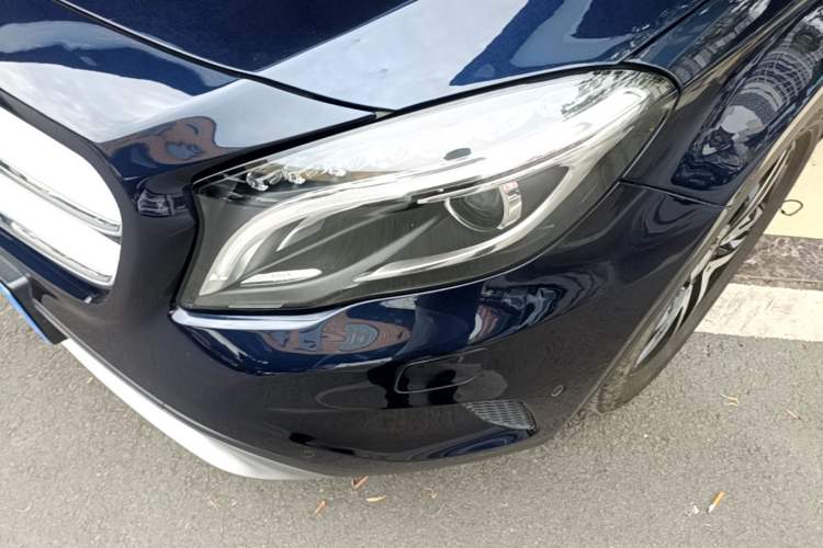 Used Mercedes-Benz GLA 2016 GLA 200 Fashion Model Left Front Headlight