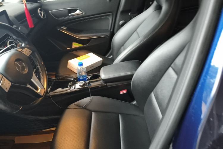 Used Mercedes-Benz GLA 2016 GLA 200 Fashion Model Left Front Seat
