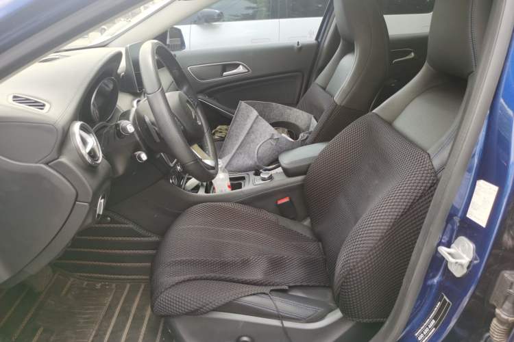 Used Mercedes-Benz GLA 2016 GLA 200 Blue Edition Left Front Seat