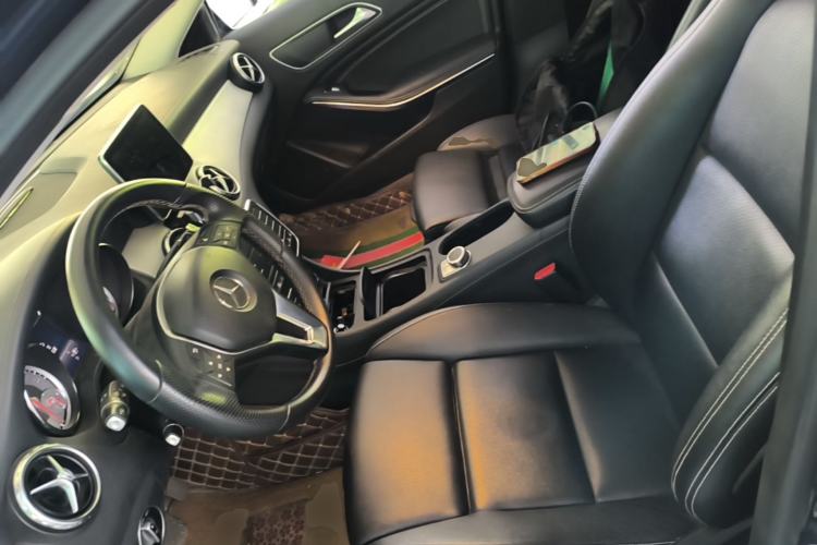 Used Mercedes-Benz GLA 2016 GLA 220 4MATIC Fashion Edition Left Front Seat