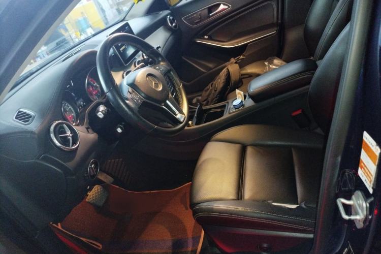 Used Mercedes-Benz GLA 2016 GLA 220 4MATIC Luxury Model Left Front Seat