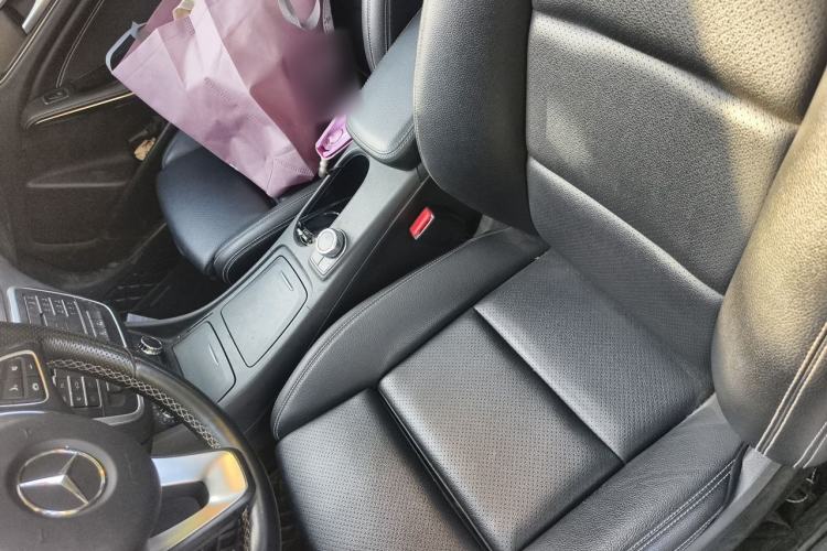 Used Mercedes-Benz GLA 2016 GLA 200 Fashion Model Left Front Seat