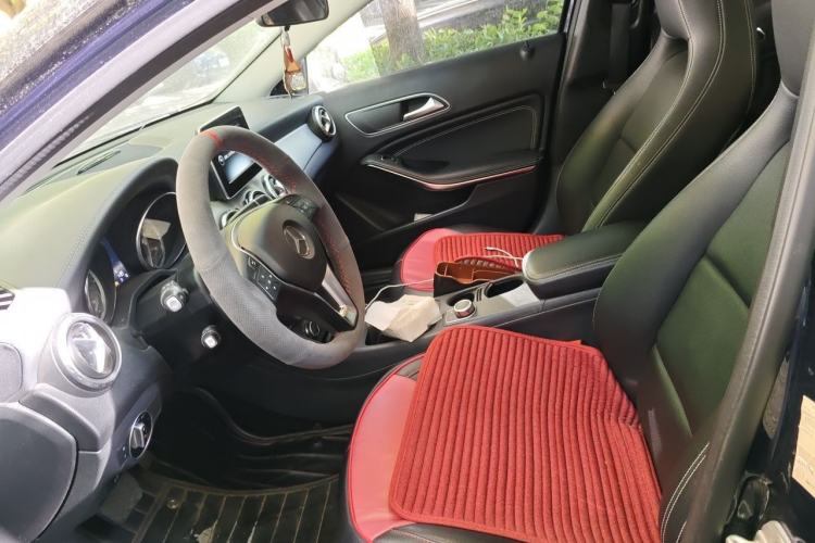 Used Mercedes-Benz GLA 2016 GLA 200 Fashion Model Left Front Seat