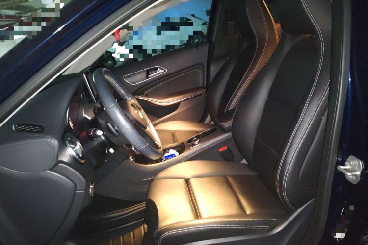 Used Mercedes-Benz GLA 2016 GLA 200 Fashion Model Left Front Seat