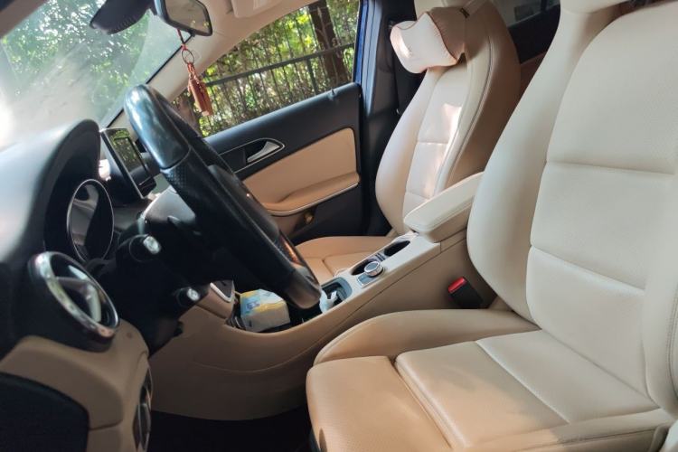 Used Mercedes-Benz GLA 2016 GLA 200 Sport Edition Left Front Seat