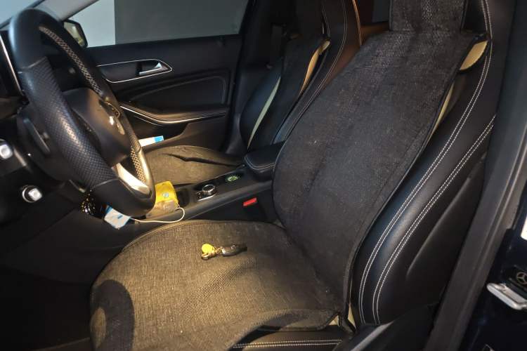 Used Mercedes-Benz GLA 2016 GLA 200 Sport Edition Left Front Seat