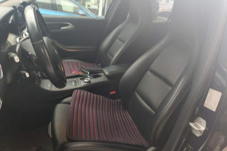 Used Mercedes-Benz GLA 2016 GLA 200 Fashion Model Left Front Seat