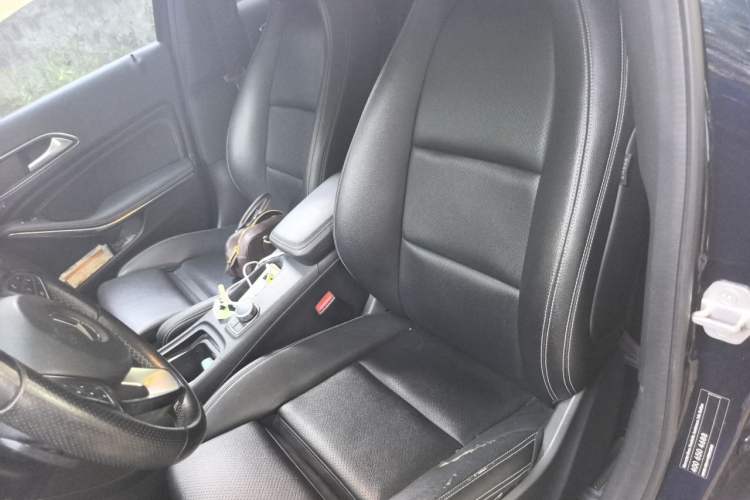 Used Mercedes-Benz GLA 2016 GLA 200 Fashion Model Left Front Seat