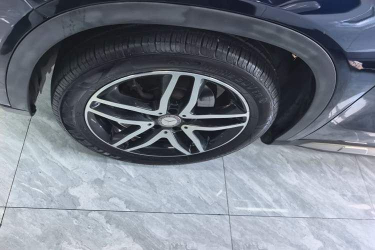Used Mercedes-Benz GLA 2016 GLA 200 Fashion Model Left Front Wheel Hub
