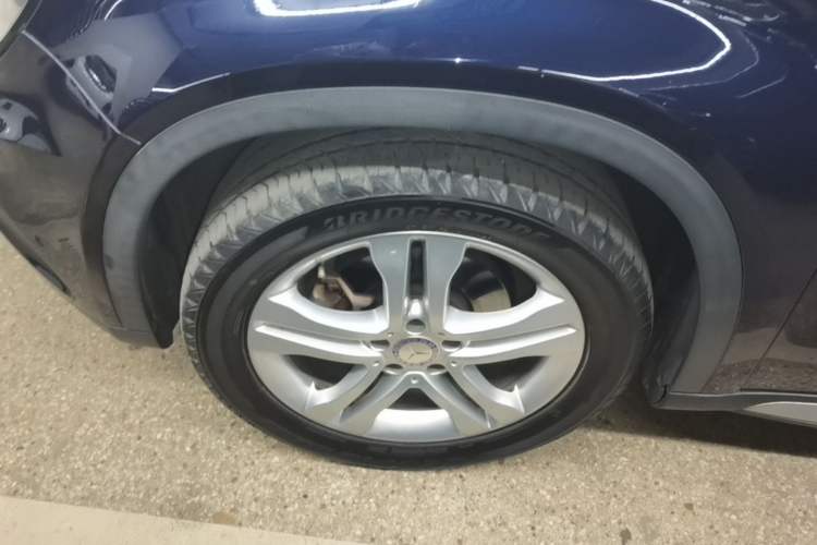 Used Mercedes-Benz GLA 2016 GLA 200 Sport Edition Left Front Wheel Hub