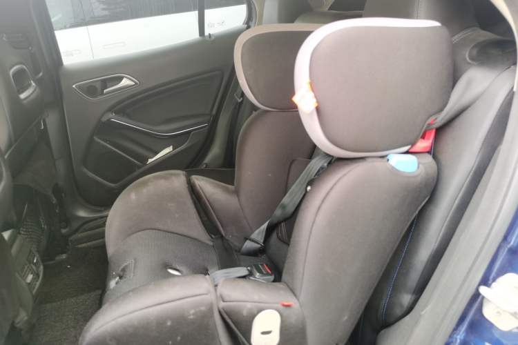 Used Mercedes-Benz GLA 2016 GLA 200 Blue Edition Left Rear Seat