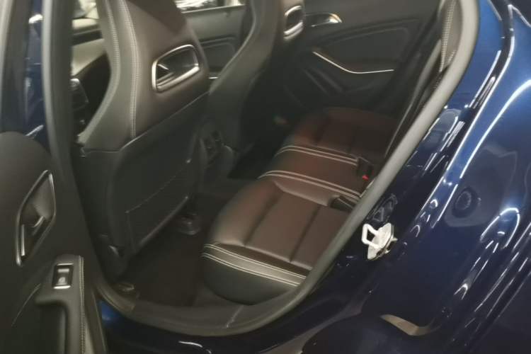 Used Mercedes-Benz GLA 2016 GLA 200 Sport Edition Left Rear Seat