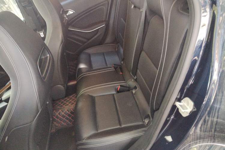 Used Mercedes-Benz GLA 2016 GLA 200 Sport Edition Left Rear Seat