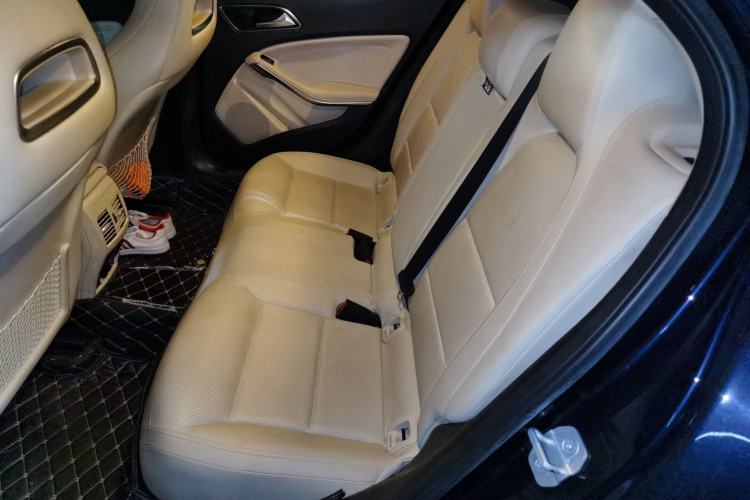 Used Mercedes-Benz GLA 2016 GLA 200 Sport Edition Left Rear Seat