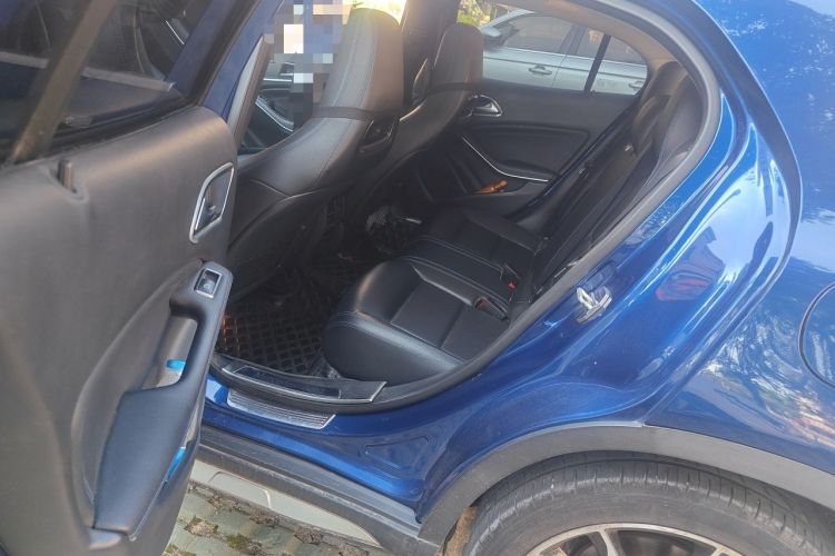 Used Mercedes-Benz GLA 2016 GLA 200 Blue Edition Left Rear Seat