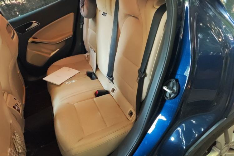 Used Mercedes-Benz GLA 2016 GLA 200 Sport Edition Left Rear Seat