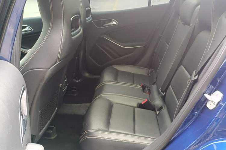 Used Mercedes-Benz GLA 2016 GLA 200 Sport Edition Left Rear Seat