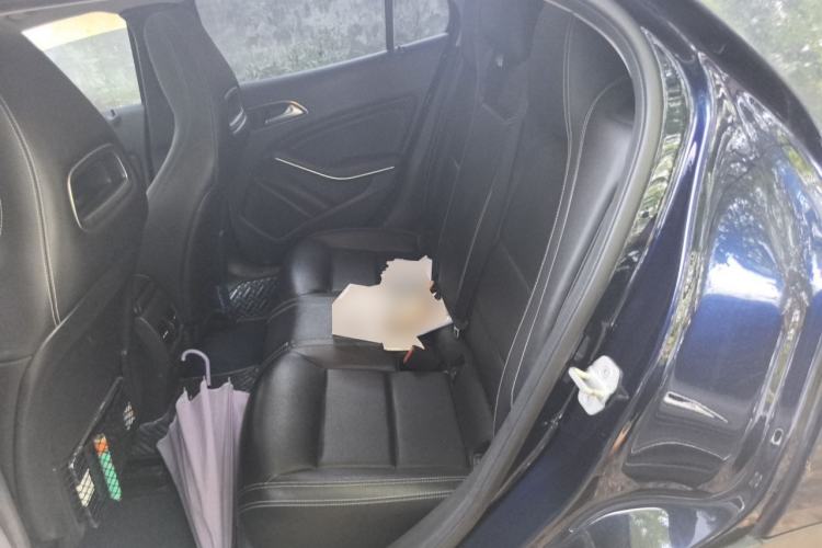 Used Mercedes-Benz GLA 2016 GLA 200 Fashion Model Left Rear Seat
