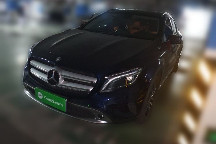 Used Mercedes-Benz GLA 2016 GLA 200 Fashion Model Guazi used car, China used car export, Used car for sale, Used cars, Cheapest cars for sale