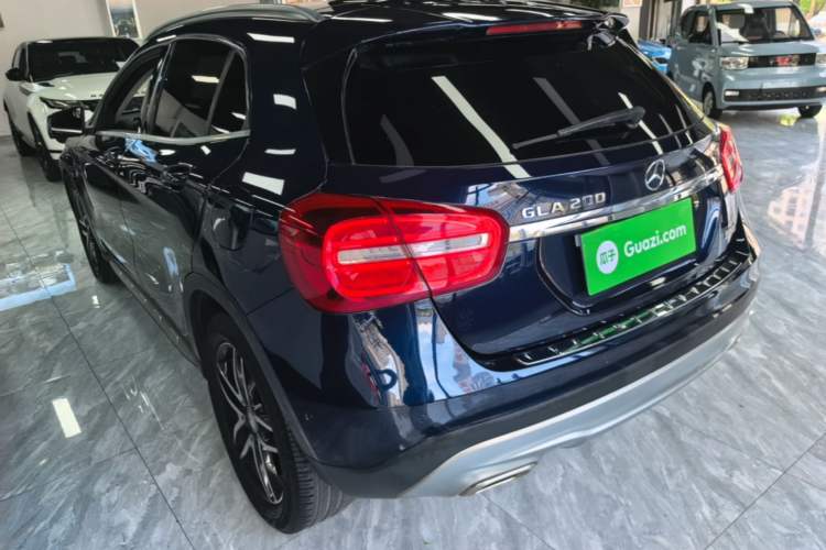 Used Mercedes-Benz GLA 2016 GLA 200 Fashion Model Rear Left 45 Deg
