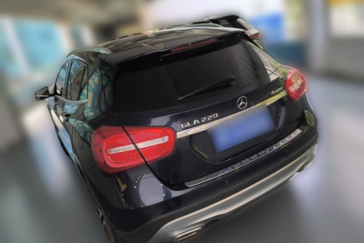 Used Mercedes-Benz GLA 2016 GLA 220 4MATIC Fashion Edition Rear Left 45 Deg