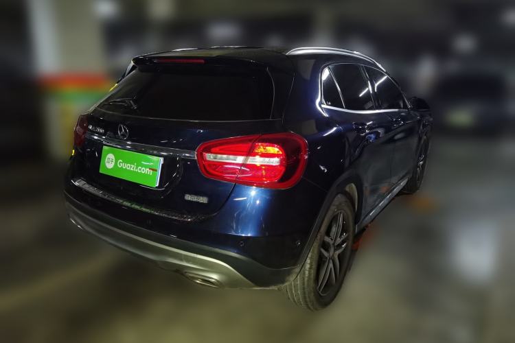 Used Mercedes-Benz GLA 2016 GLA 200 Fashion Model Rear Right 45 Deg