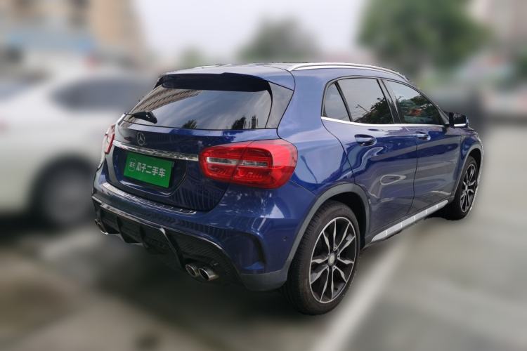 Used Mercedes-Benz GLA 2016 GLA 200 Blue Edition Rear Right 45 Deg